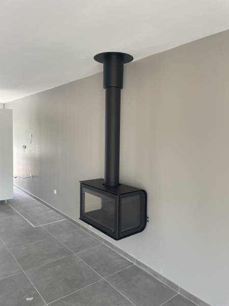 Rocal city cheminée suspendue à Andernos par Bati concept cheminées