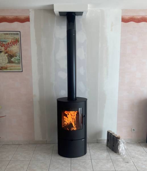 Poêle à bois installé par un artisan qualifié à Marcheprime